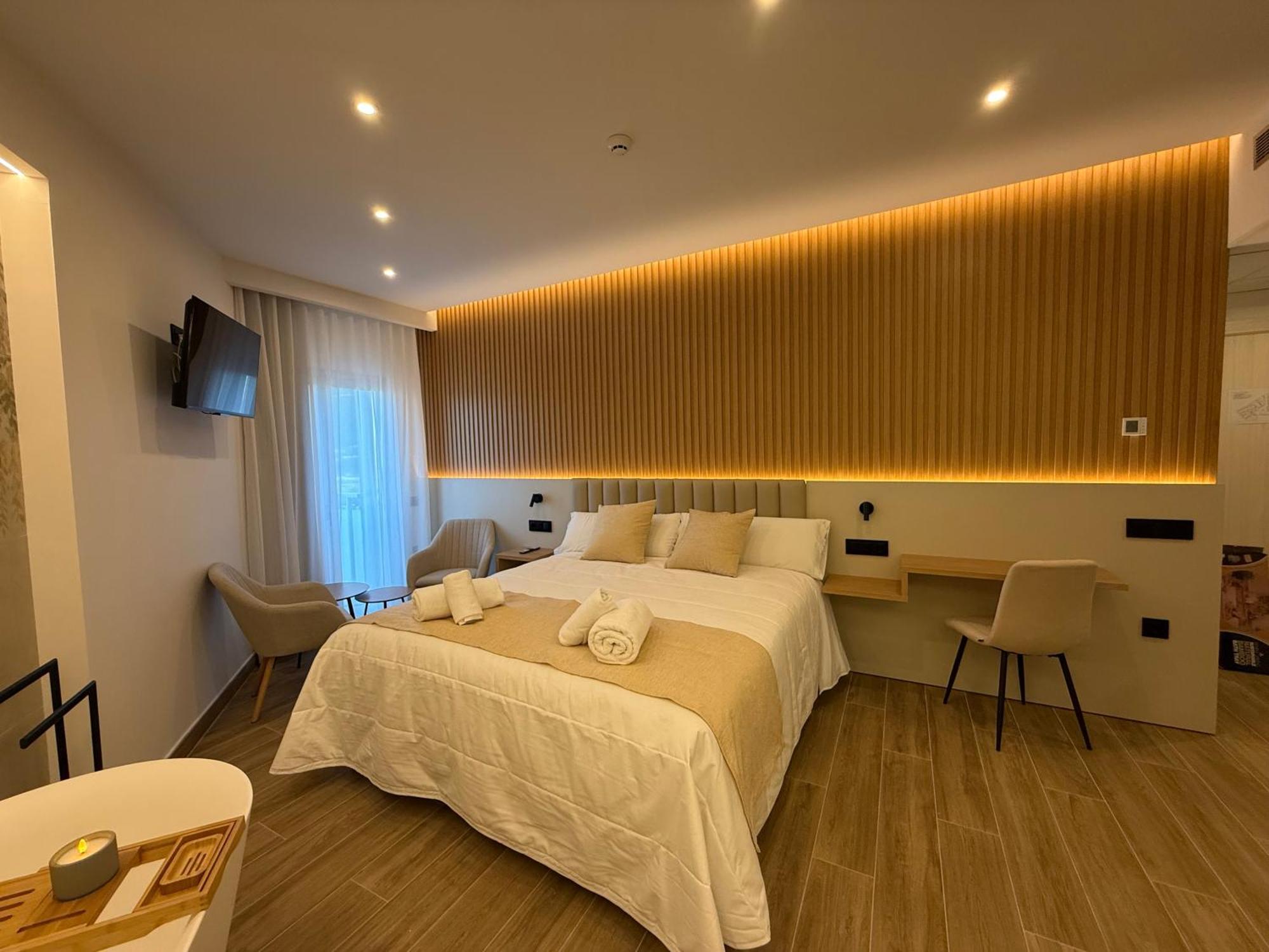 Hotel Siskets Torrente de Cinca Kültér fotó